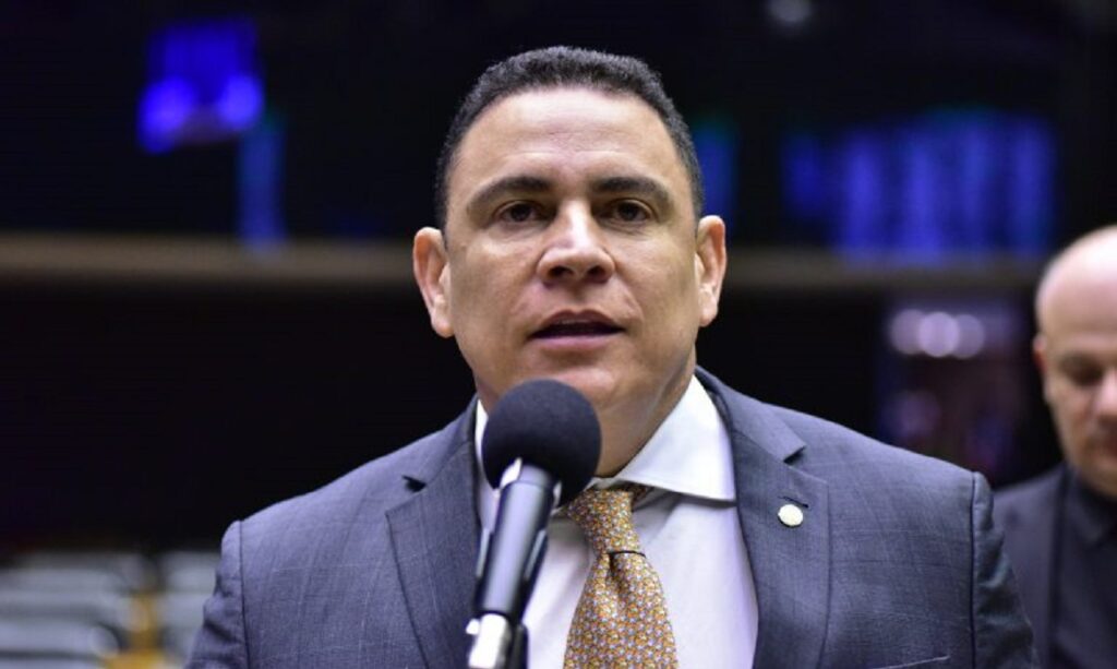 RELATOR CÃMARA