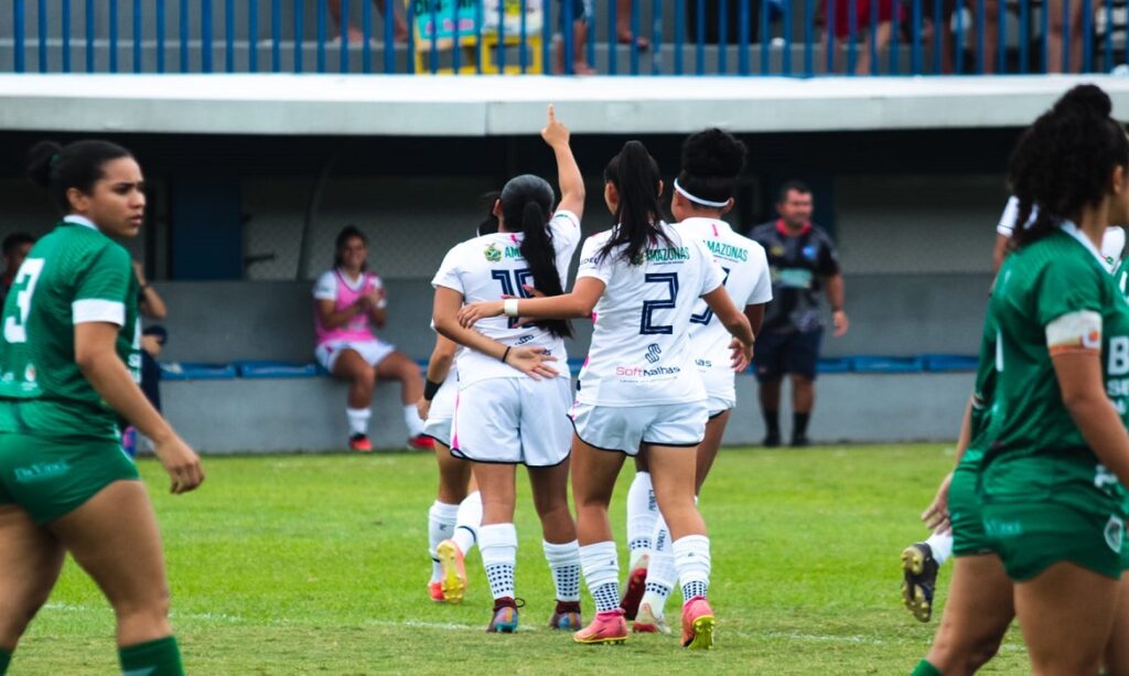 Instituto 3B goleia Manaus por 13 a 1