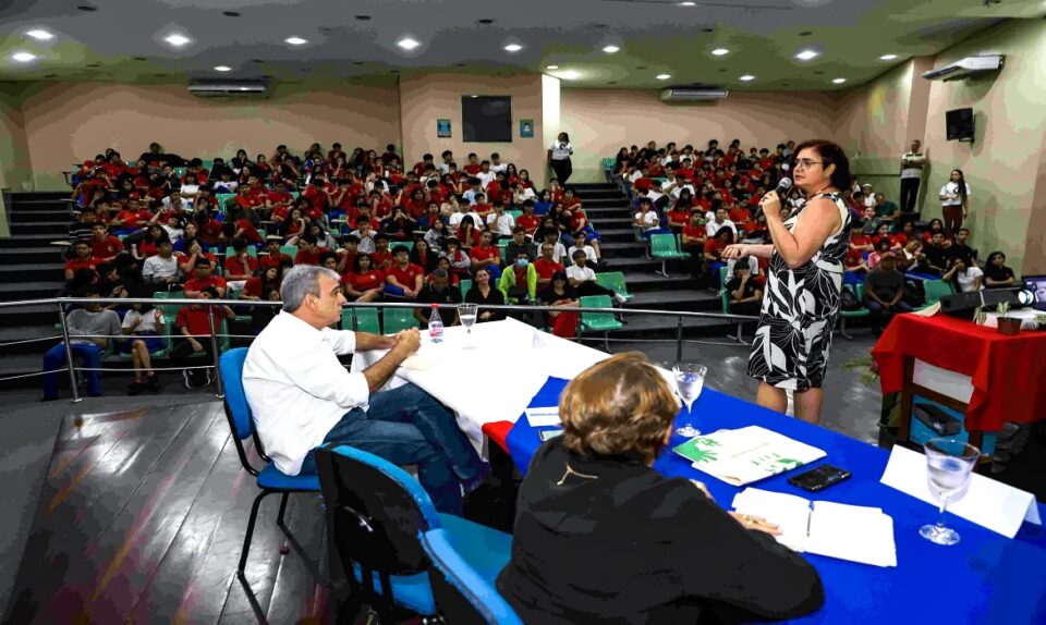 Escola em Tempo Integral ciclo 2024-2025.