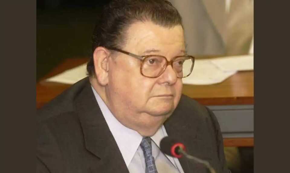 ex-ministro Antônio Delfim Netto morreu