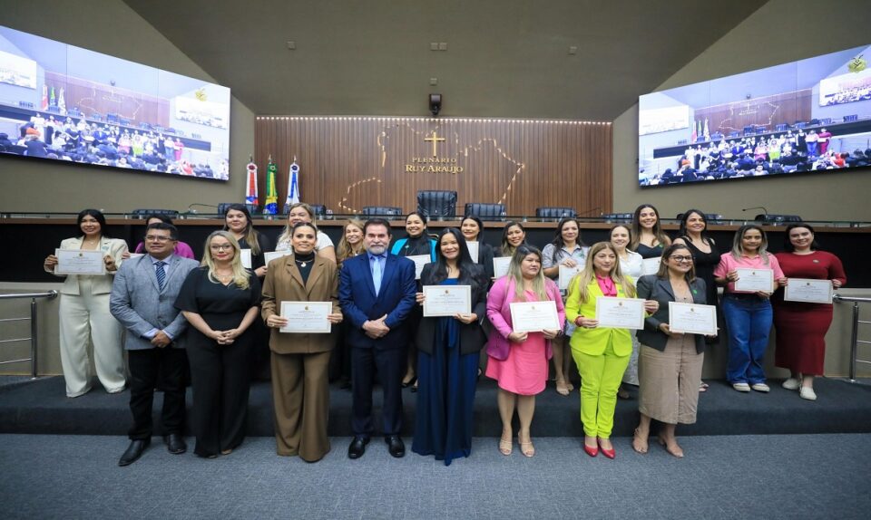 homenagem especial às mulheres engenheiras